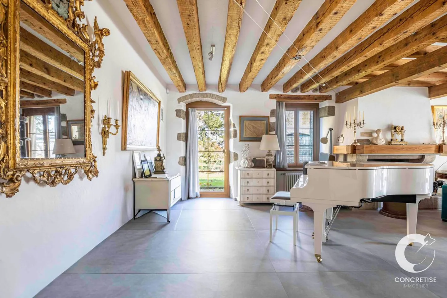 Historic Manor House - A Rare and Exceptional Property in Grens - Photo 4 of 13