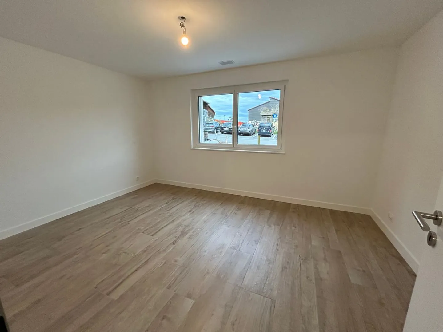 MINERGIE Apartment 2.5 rooms ground floor with terrace and garden - Photo 7 of 13