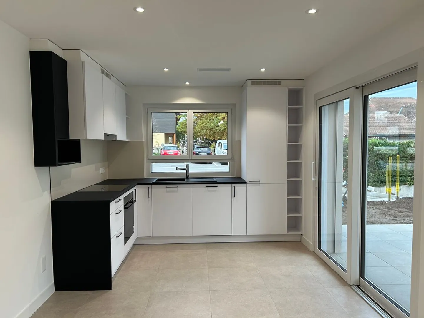 MINERGIE Apartment 2.5 rooms ground floor with terrace and garden - Photo 1 of 13