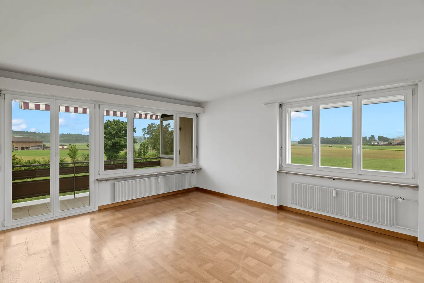4-Zimmer-Wohnung mit traumhafter Weitsicht in Wangen an der Aare - Photo 4 sur 12
