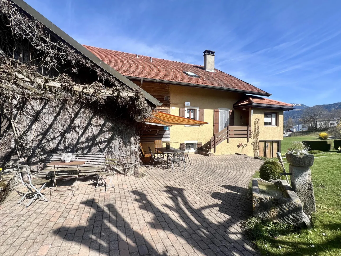 FOR SALE ? Exceptional farm in Châtel-Saint-Denis - Photo 3 of 7