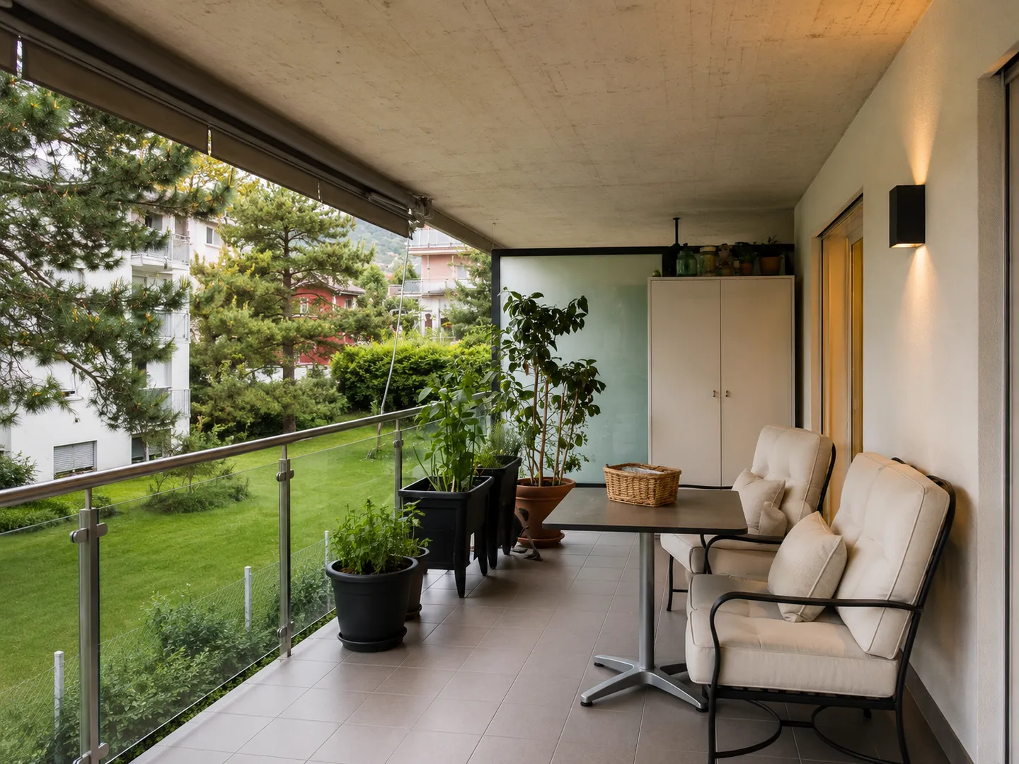 Magnificent modern 3.5-room apartment with large terrace in Sierre - Photo 9 of 13