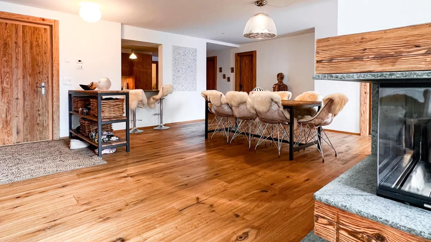 Elegant Apartment in Crans-Montana - Photo 3 of 8