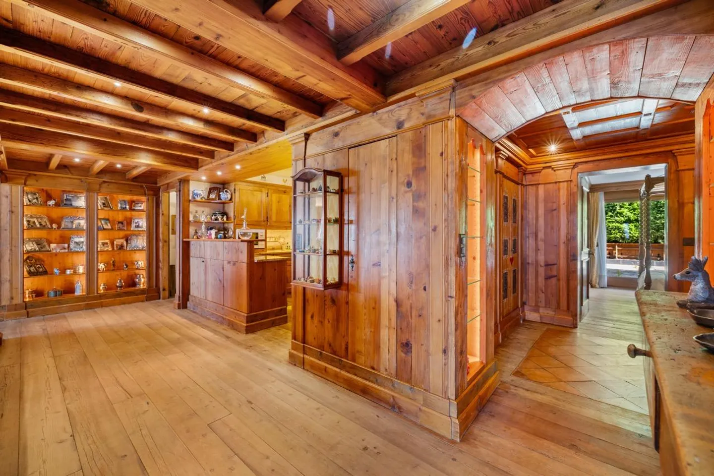 OFF-MARKET ? HIGH-END APARTMENT for Swiss and foreign buyers. - Photo 4 of 13