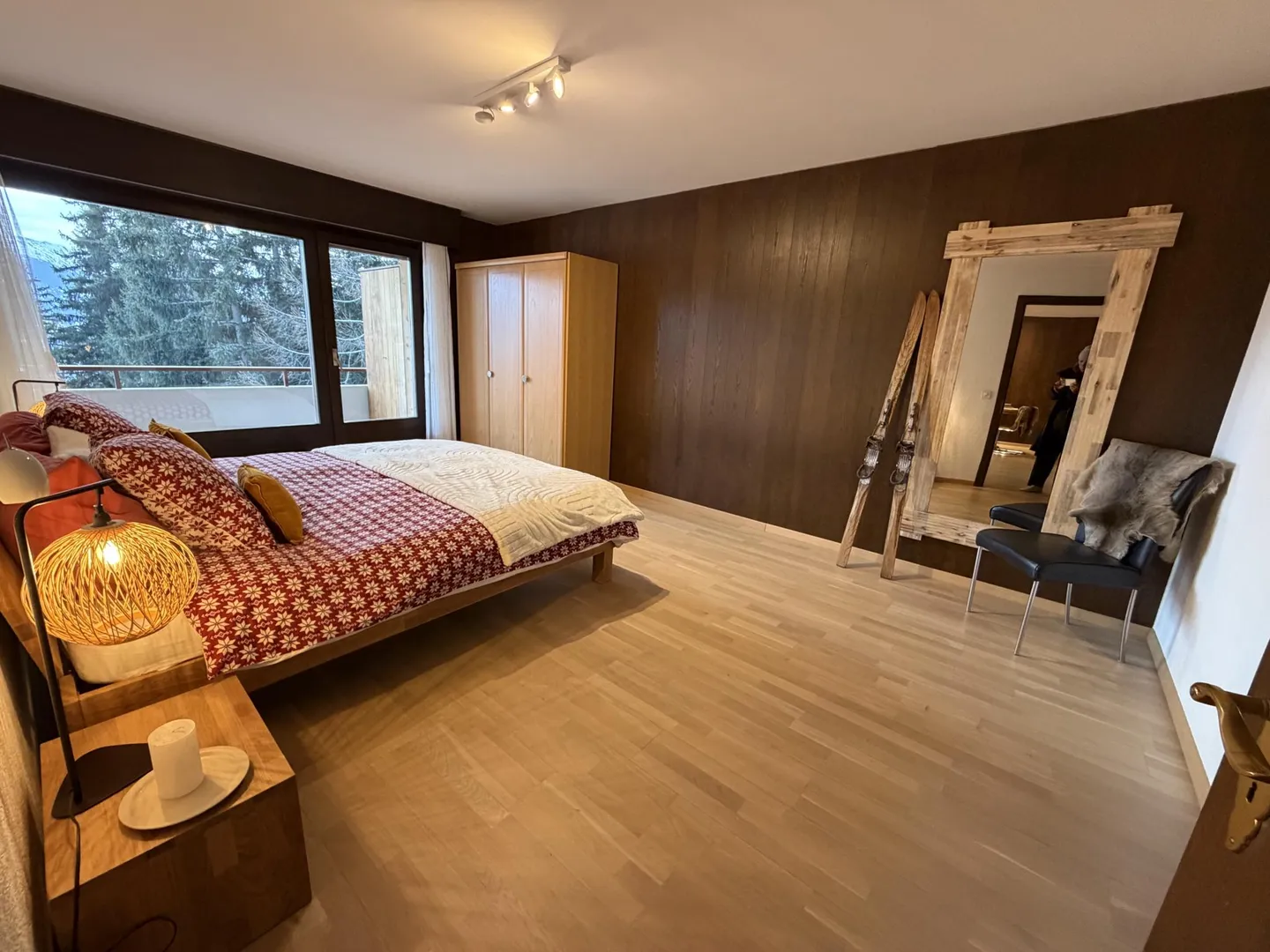 Rare 3.5 room Ski-in / Ski-out with panoramic alpine view ? Crans-Montana - Photo 6 of 10