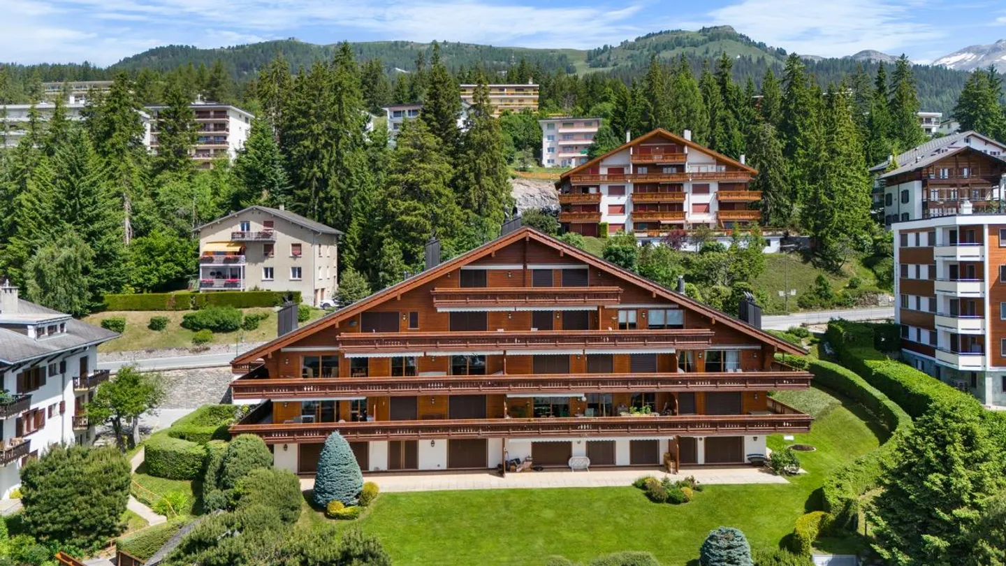 OFF-MARKET ? HIGH-END APARTMENT for Swiss and foreign buyers. - Photo 1 of 13
