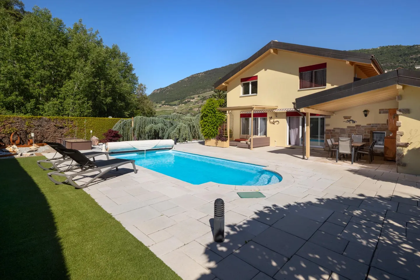 Elegante Familienvilla mit Pool in Granges VS - Foto 5 von 13