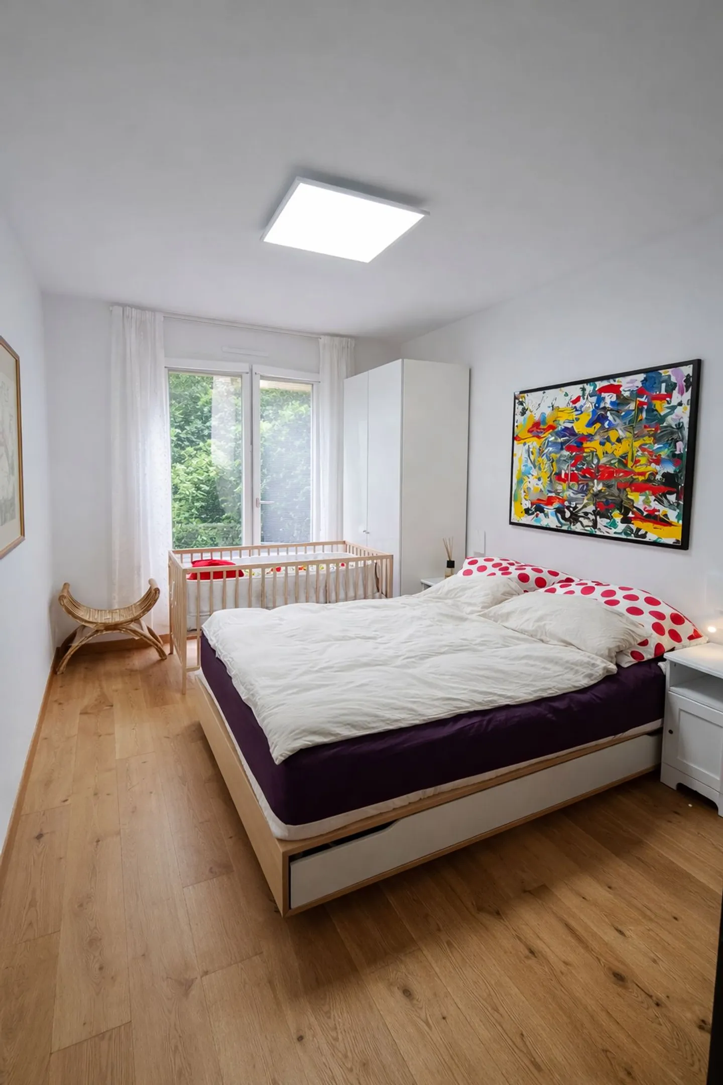 Furnished 5.5-room apartment with private garden and 35 m2 garage - Photo 7 of 13