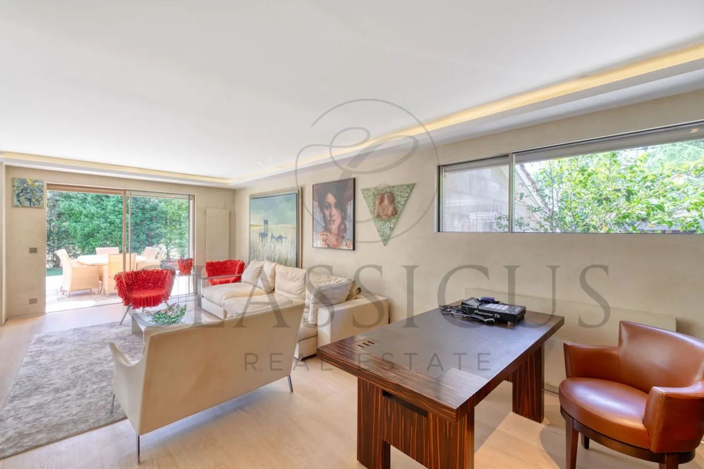 Villa familiale avec jardin - Photo 3 sur 13