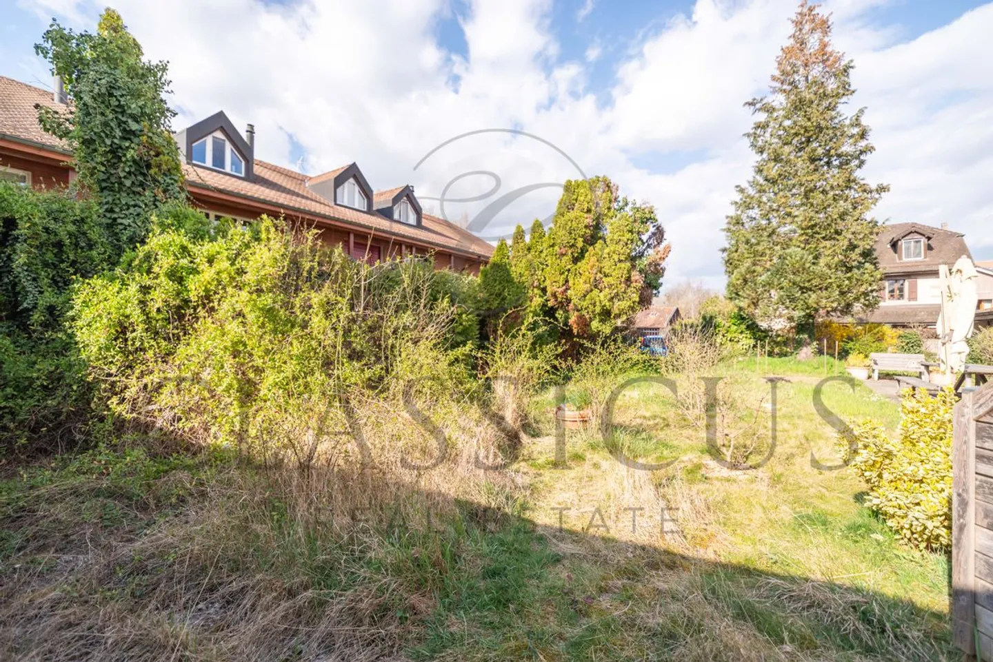 5-Room House with High Potential - Photo 9 of 12