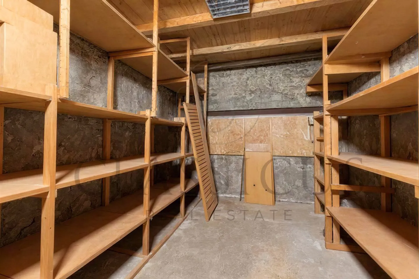 Raro insieme di villaggio - Casa e fienile da reinventare nel cuore di Vieux-Vernier - Foto 10 di 10