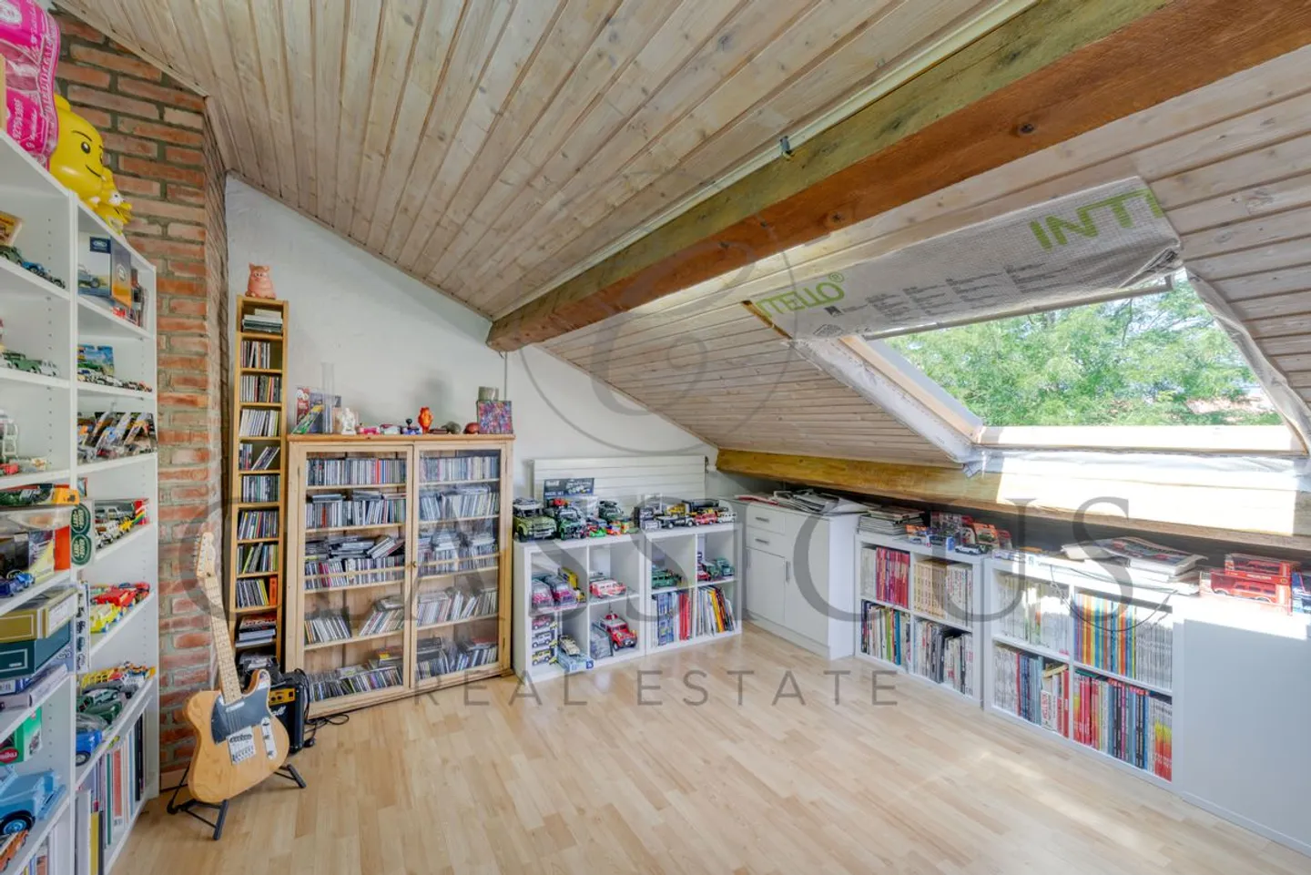 Maison de caractère XVIIIe - 330 m², jardin arboré &amp; terrasse jacuzzi à Aire-la-Ville - Photo 11 of 13