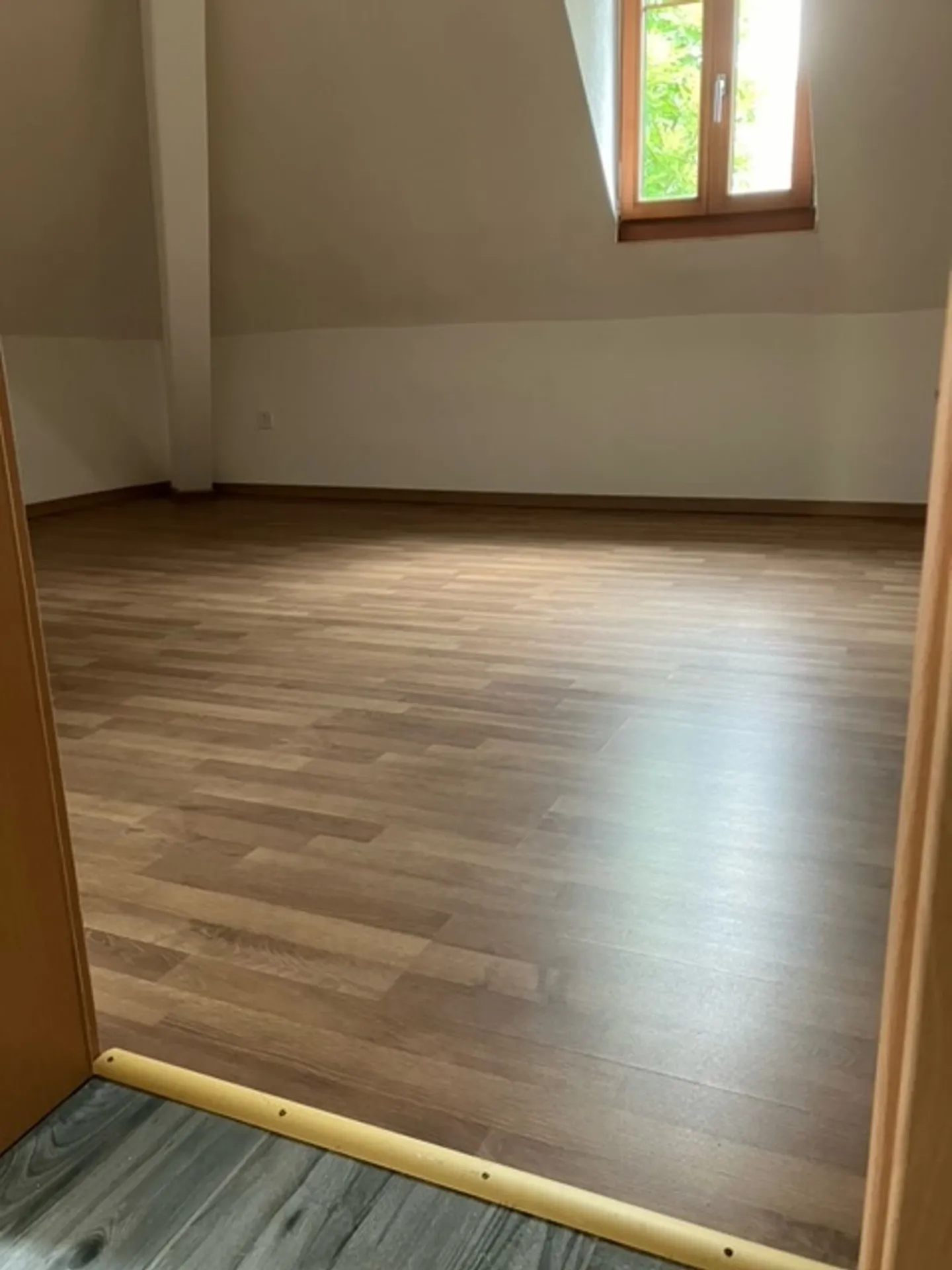 Geräumige 4,5-Zimmer-Wohnung zur Miete in Delémont - Foto 8 von 13