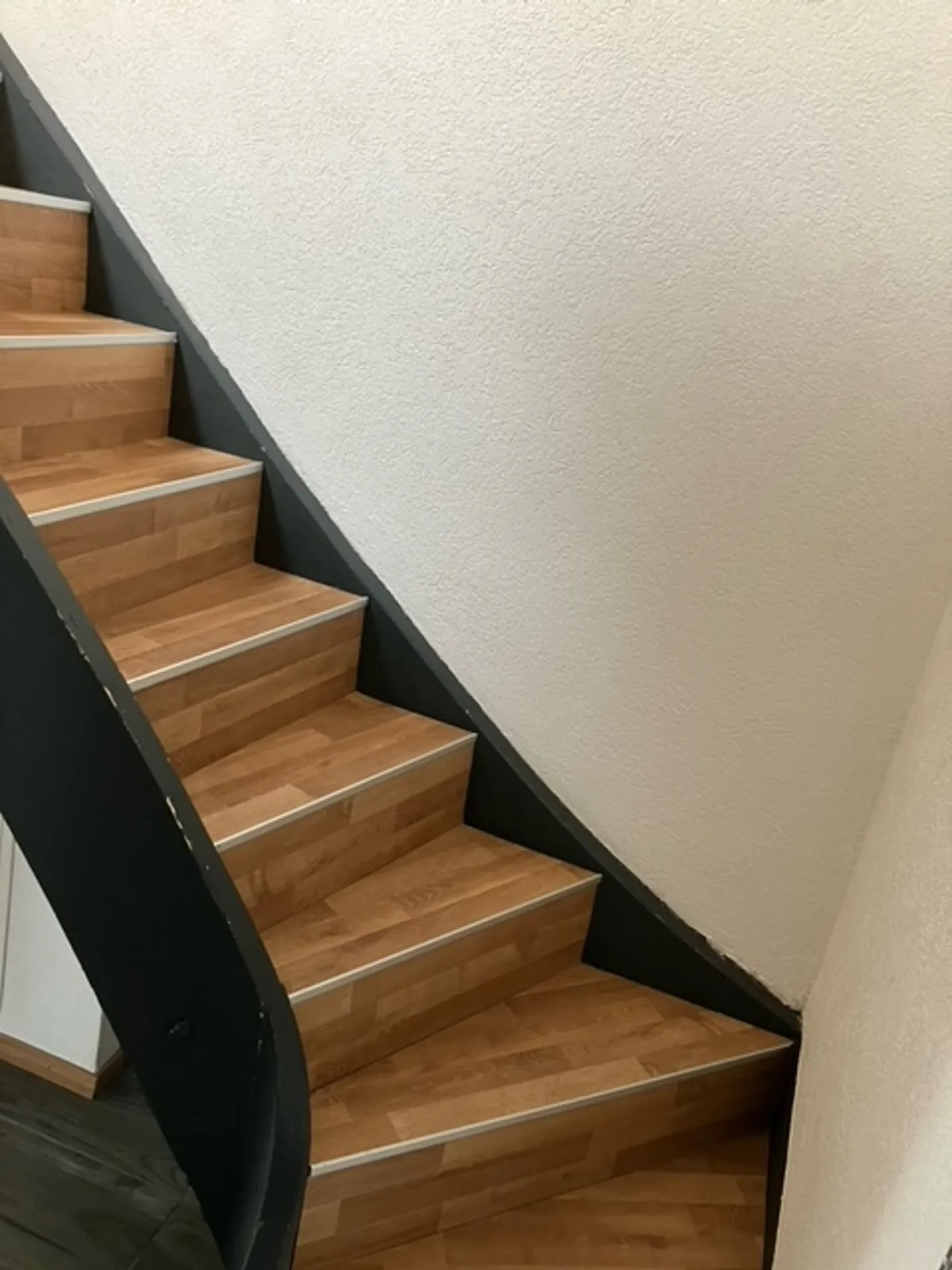 Geräumige 4,5-Zimmer-Wohnung zur Miete in Delémont - Foto 3 von 13