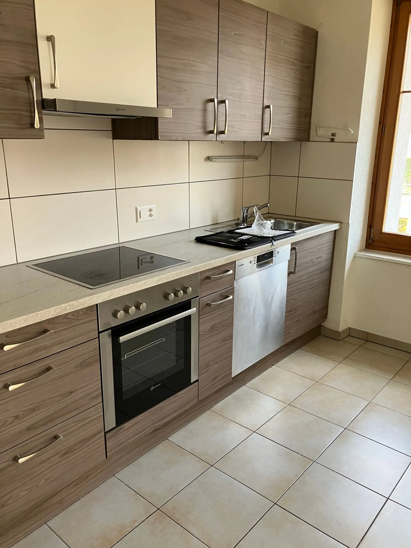 Élégant Appartement de 3.5 pièces à louer au coeur de Delémont - Photo 4 sur 4