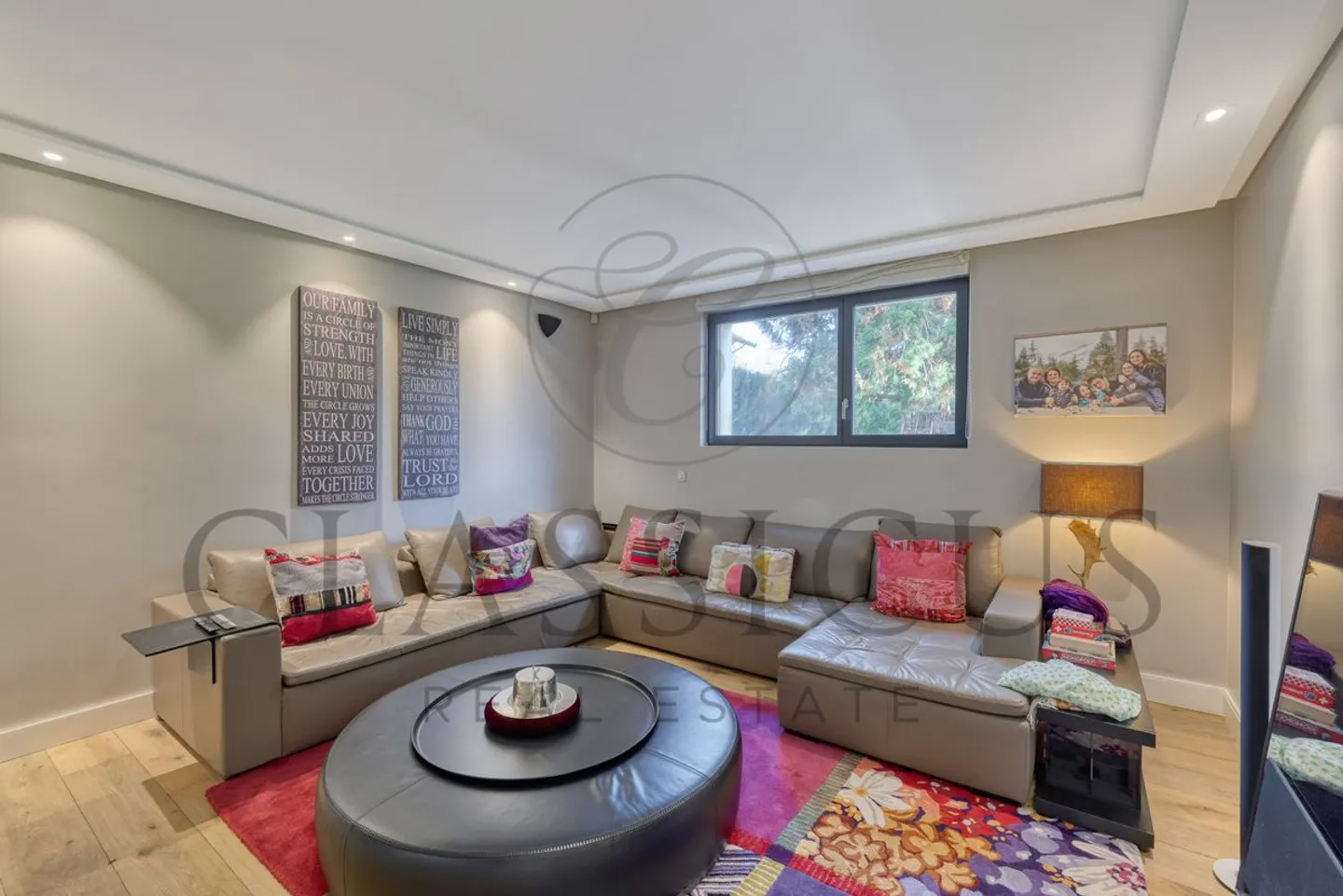 Villa contemporaine de prestige avec piscine - Photo 4 sur 13