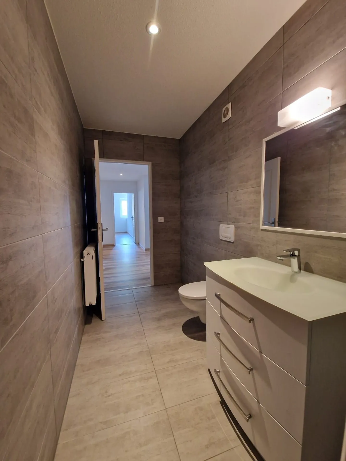 Sublime appartamento di 4.5 locali in affitto a Geneveys-sur-Coffrane - Foto 5 di 13