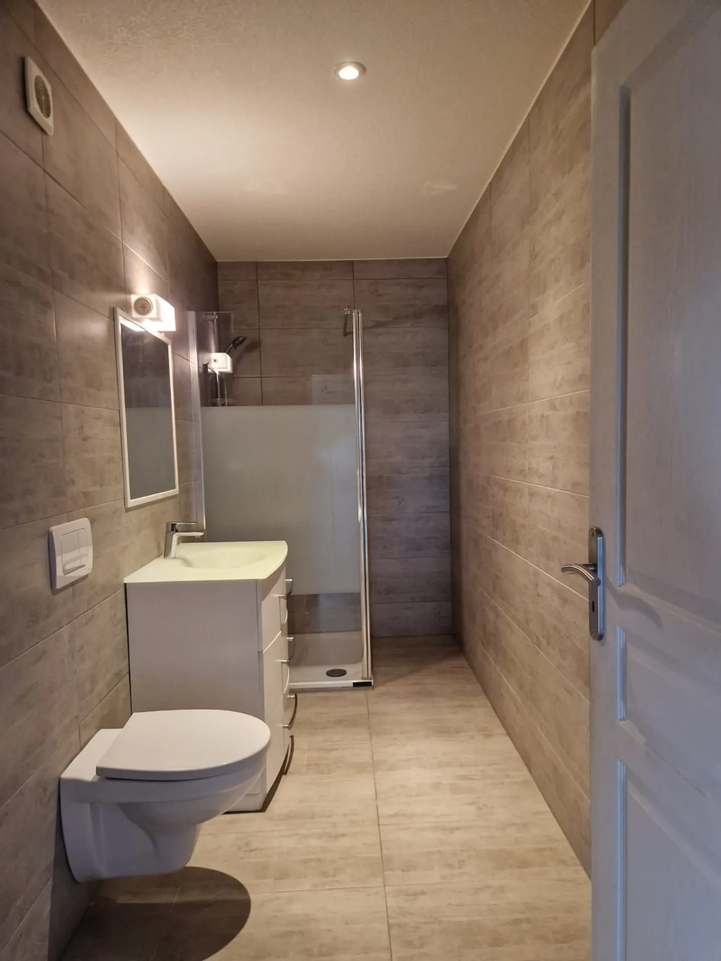 Sublime appartamento di 4.5 locali in affitto a Geneveys-sur-Coffrane - Foto 7 di 13