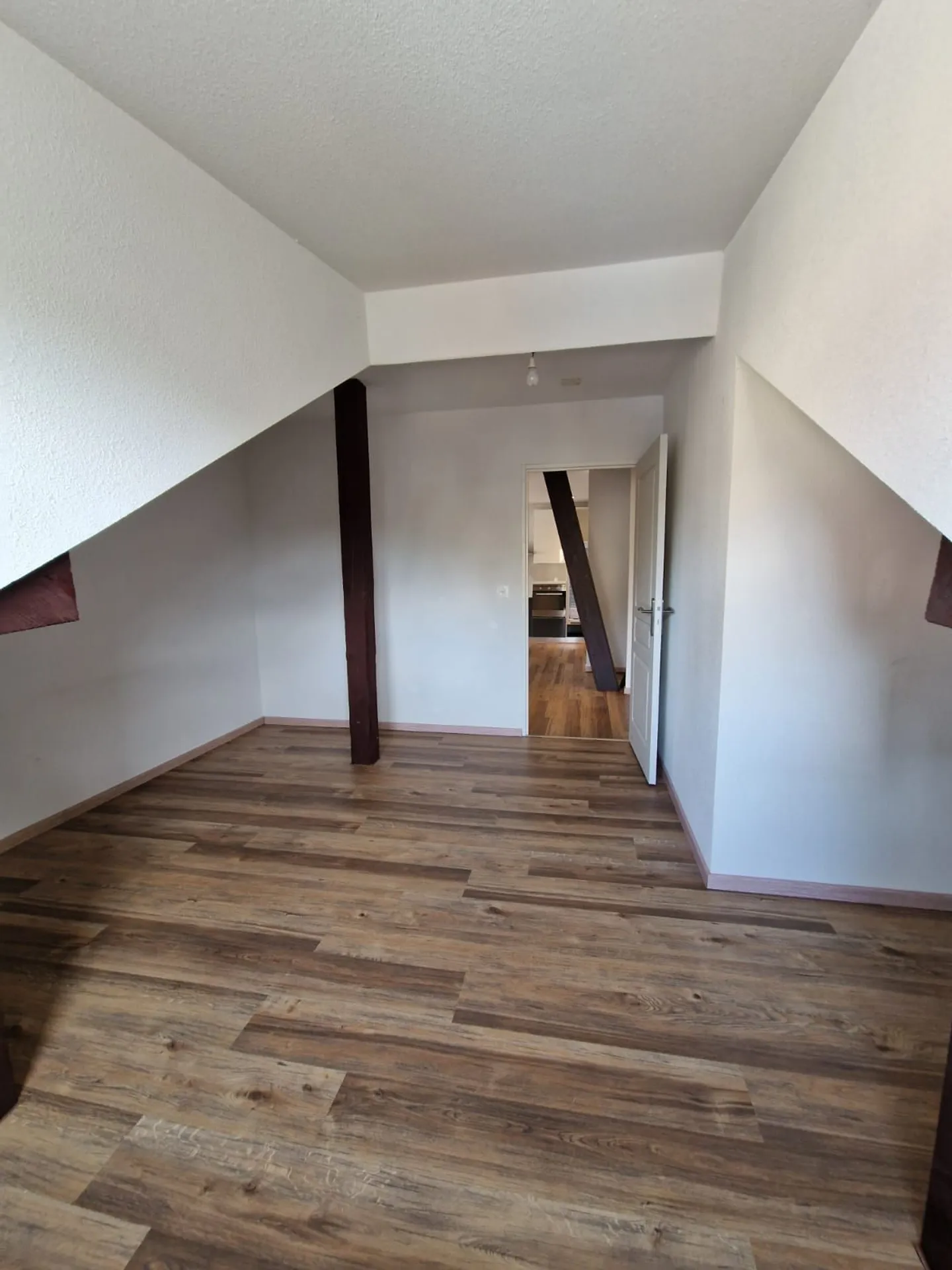 Sublime appartamento di 4.5 locali in affitto a Geneveys-sur-Coffrane - Foto 1 di 13