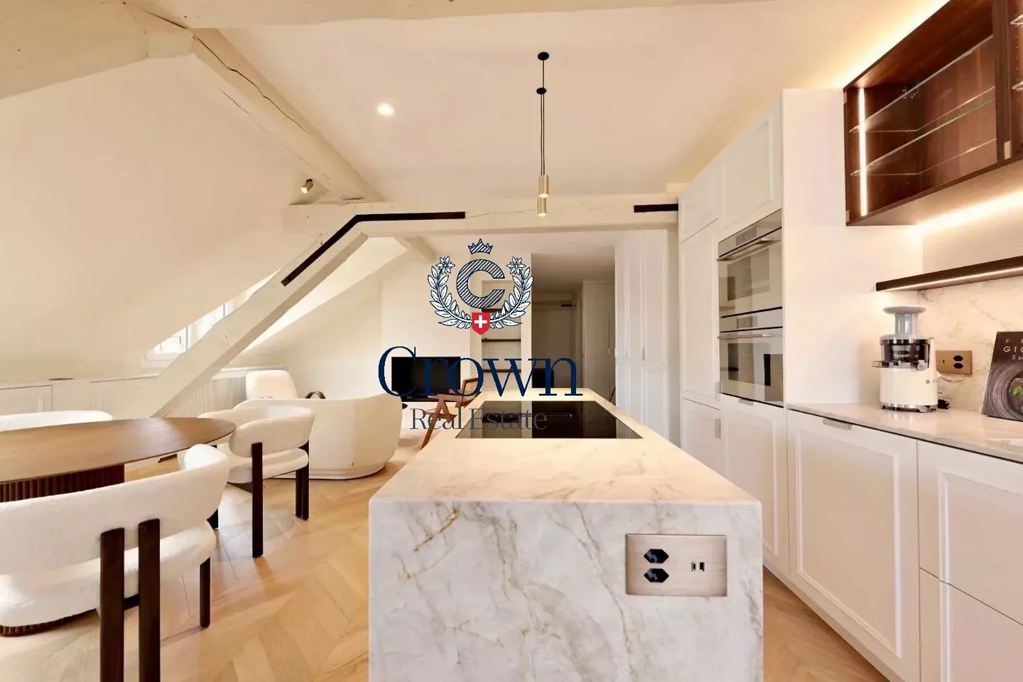 Luxury Apartment in Eaux-Vives - Photo 3 of 3