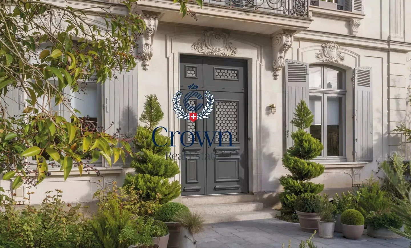 Elegant Villa with Parkland - Photo 1 of 1