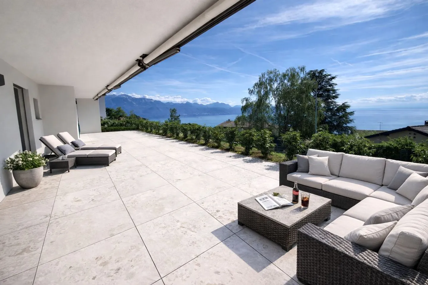 Appartement de Luxe avec Vue sur le Lac - Photo 2 sur 13