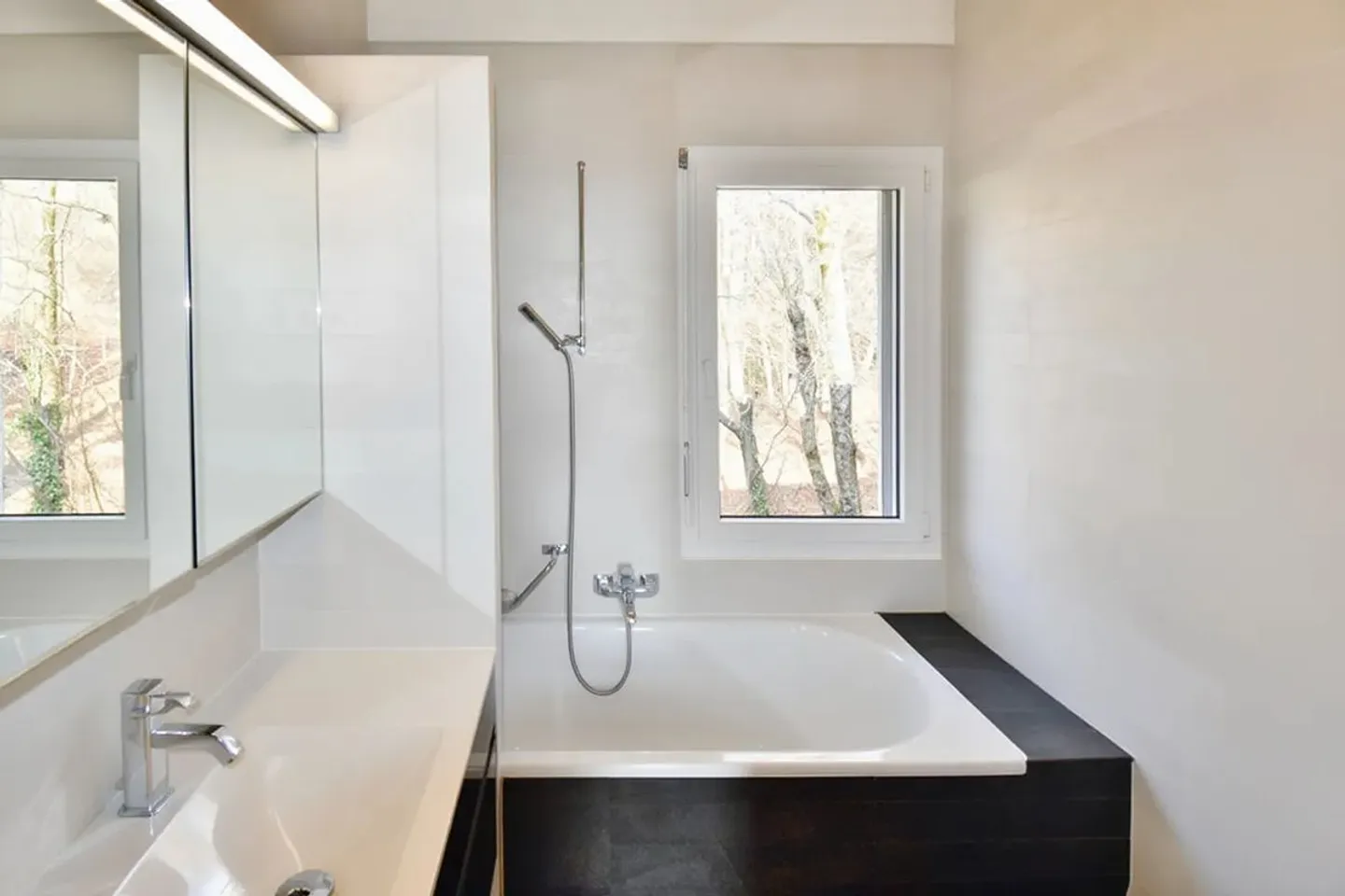 Im Dachgeschoss, herrlicher Blick auf den See - Foto 7 von 9