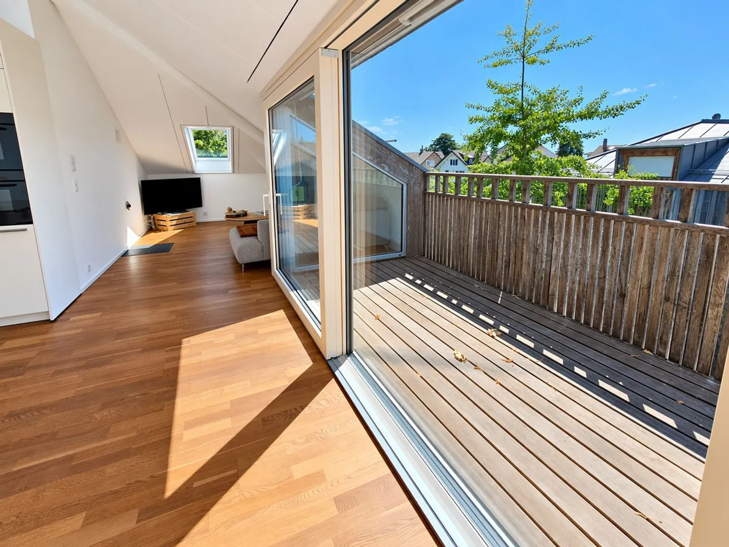 Superbe attique de 3.5 pièces avec balcon sud - Photo 7 sur 9