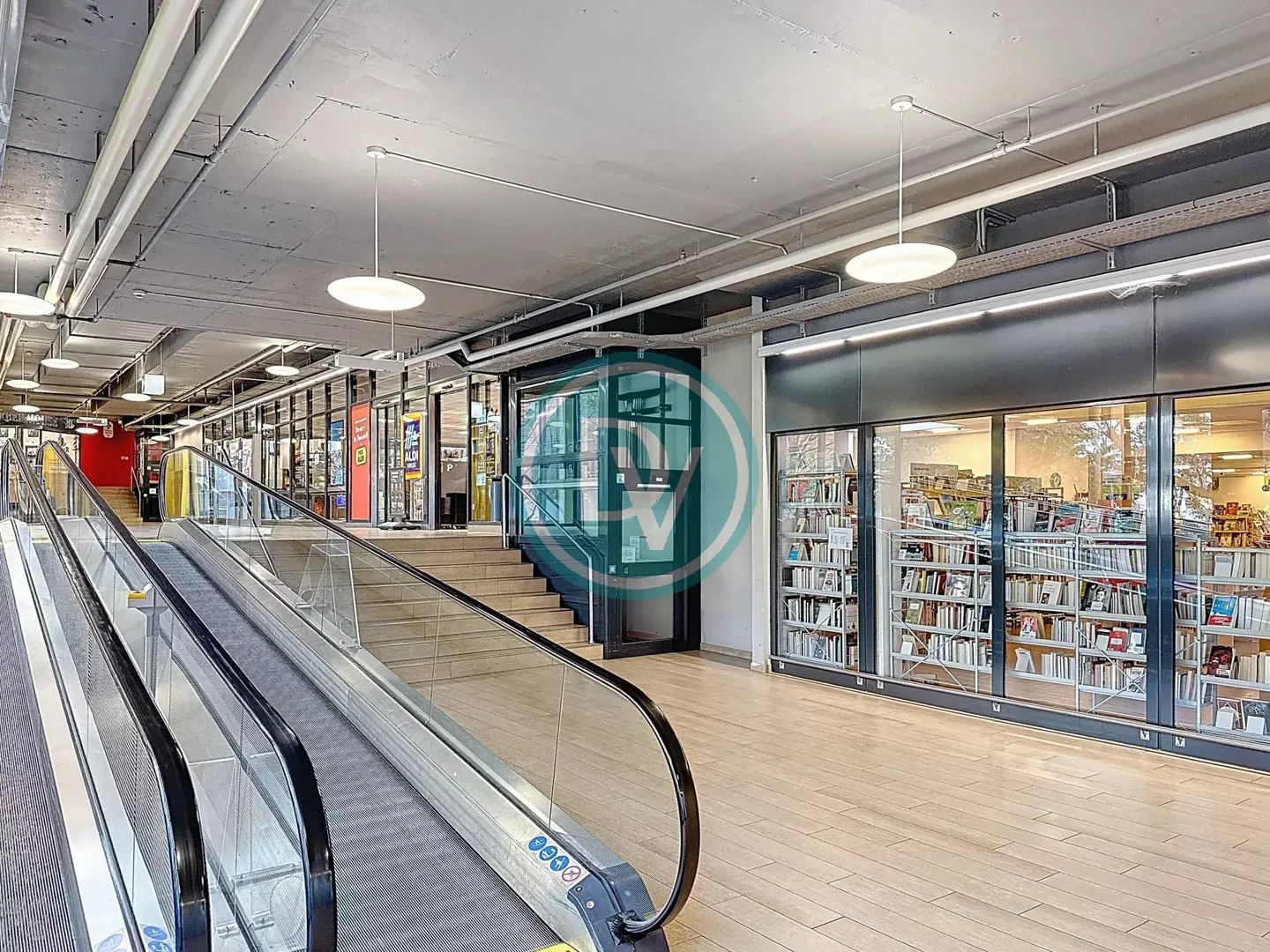 Ampio appartamento di 4 stanze - Casatax - Foto 11 di 13