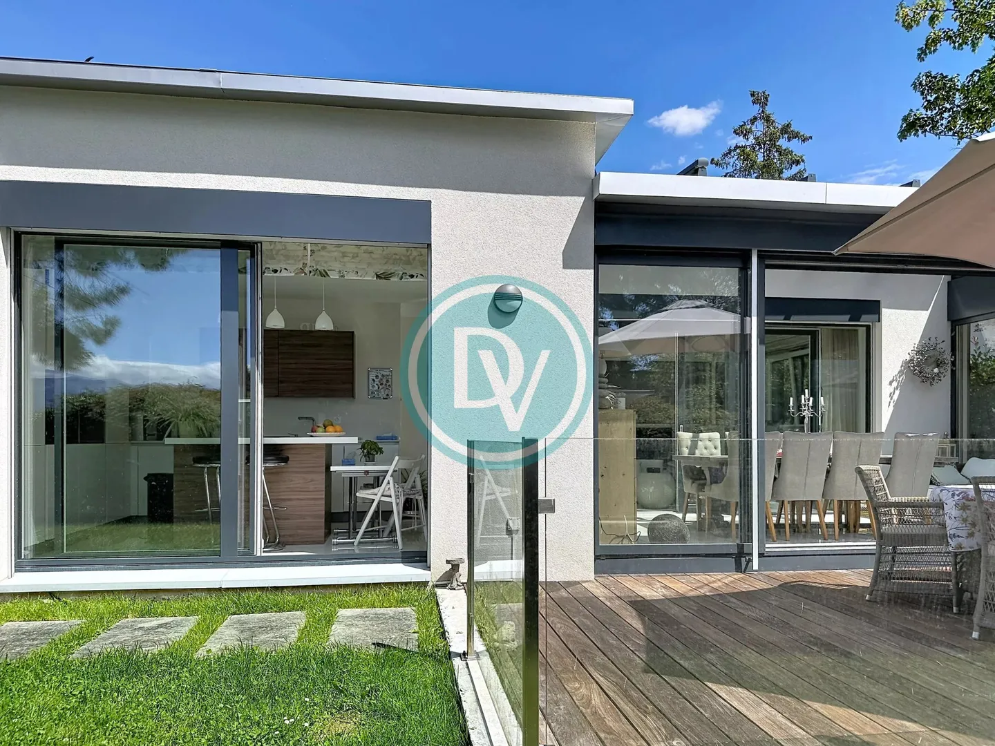 Maison moderne et récente près du lac - Photo 12 sur 13
