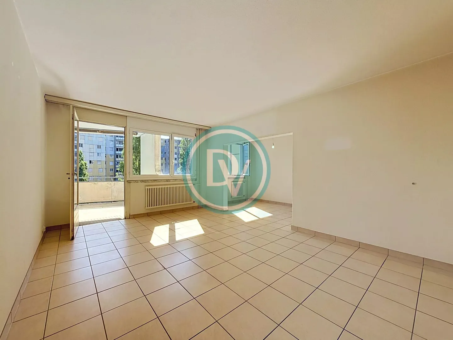Appartement spacieux et lumineux de 3,5 pièces – Les Avanchets - Photo 2 sur 13