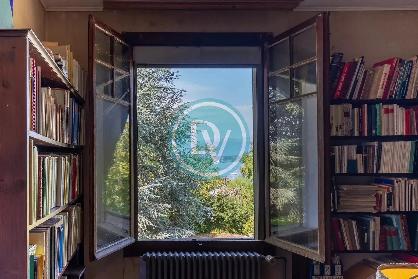Charming Villa in Collonge-Bellerive - Photo 6 of 12