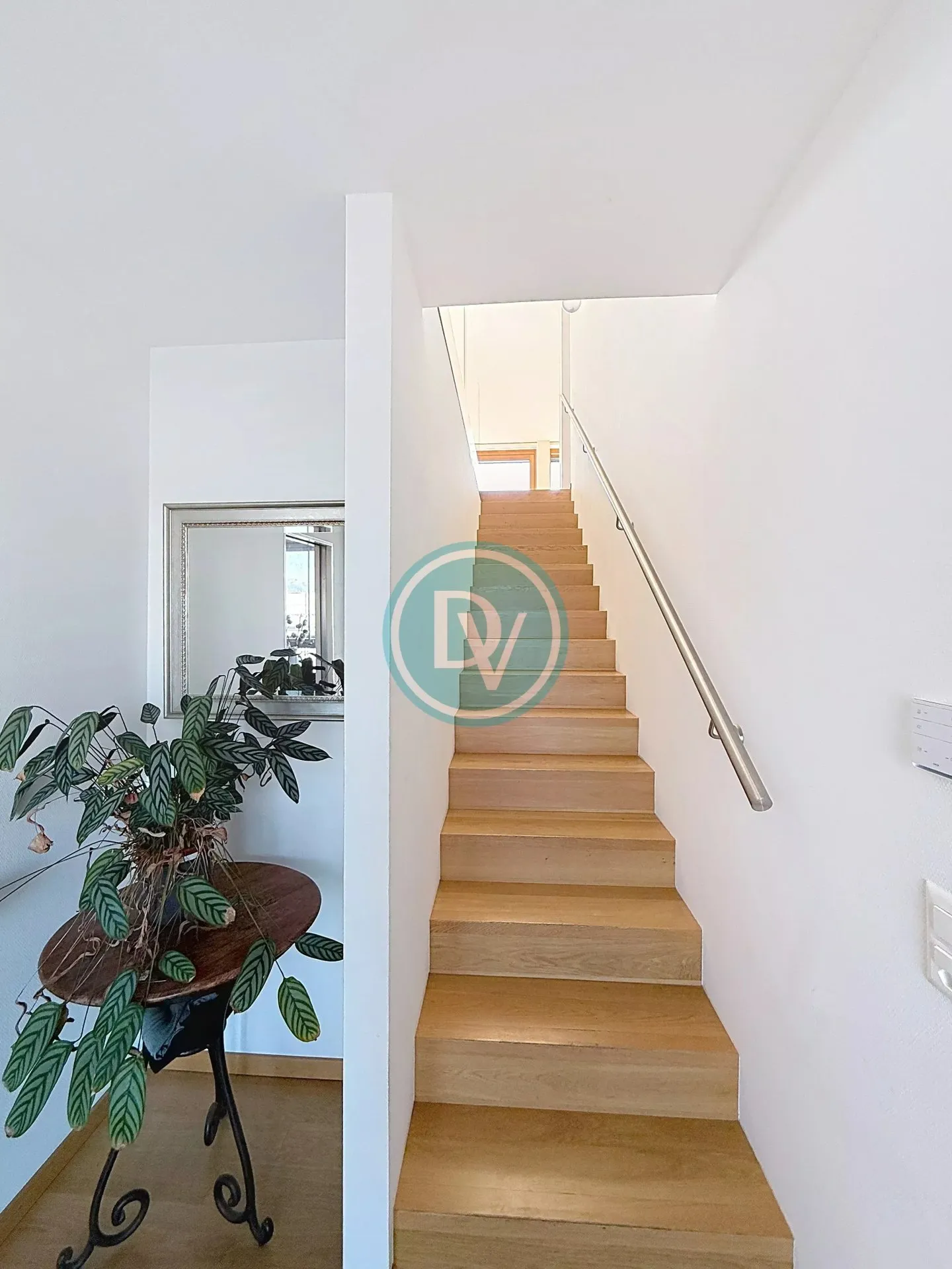 Duplex Penthouse with Terrace - Photo 5 of 7