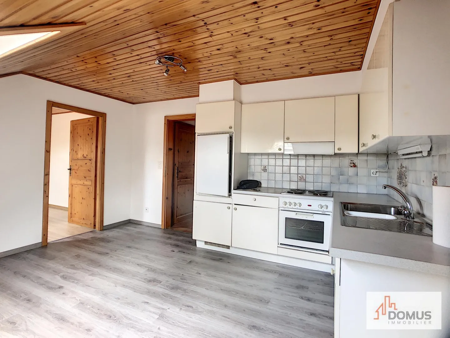 Charmant appartement de 45 m2 sous les combles - Photo 1 sur 10