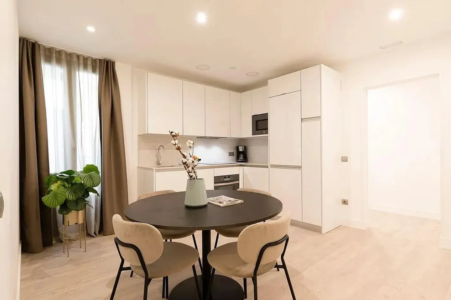 bel appartement de 2,5 pièces - Photo 4 sur 5