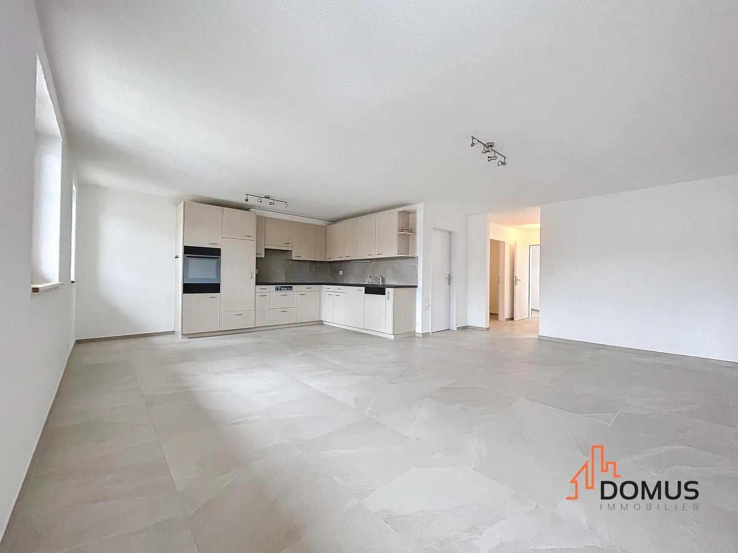 Particolarmente adatto per un'attività indipendente a casa. - Foto 6 di 8