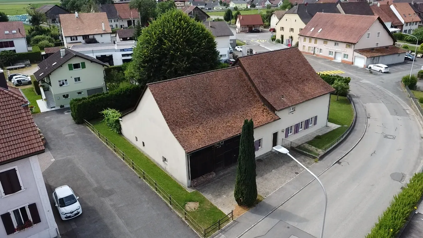 Casa di carattere con fienile convertibile - Foto 13 di 13