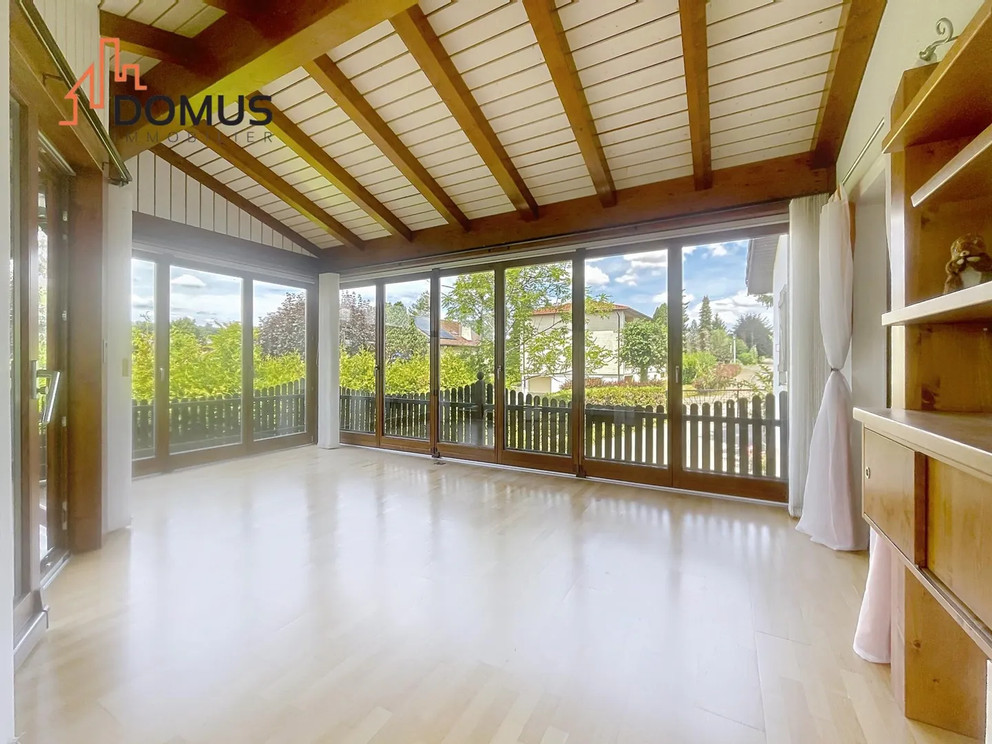 Villa individuelle avec piscine et jardin - Photo 7 sur 13