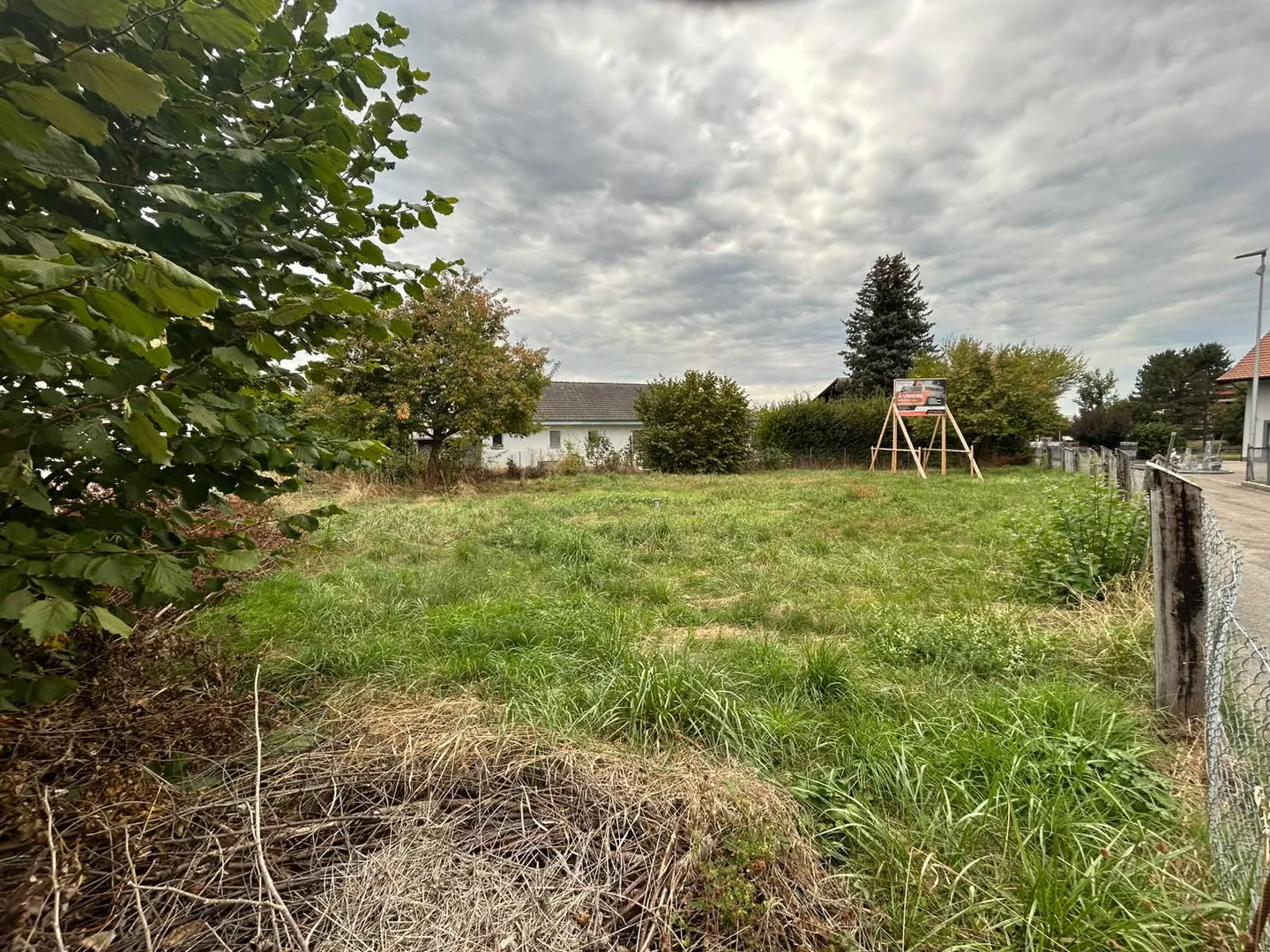 Terrain à bâtir d'env. 500 m² au centre de Courgenay - Foto 5 von 13