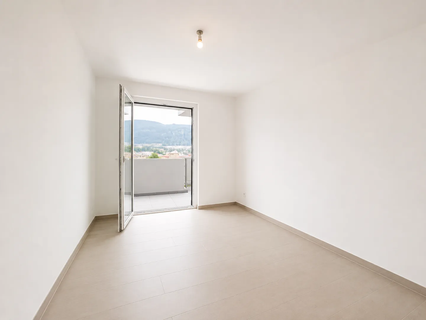 Appartement de rendement avec grande terrasse ouest - Photo 7 sur 13