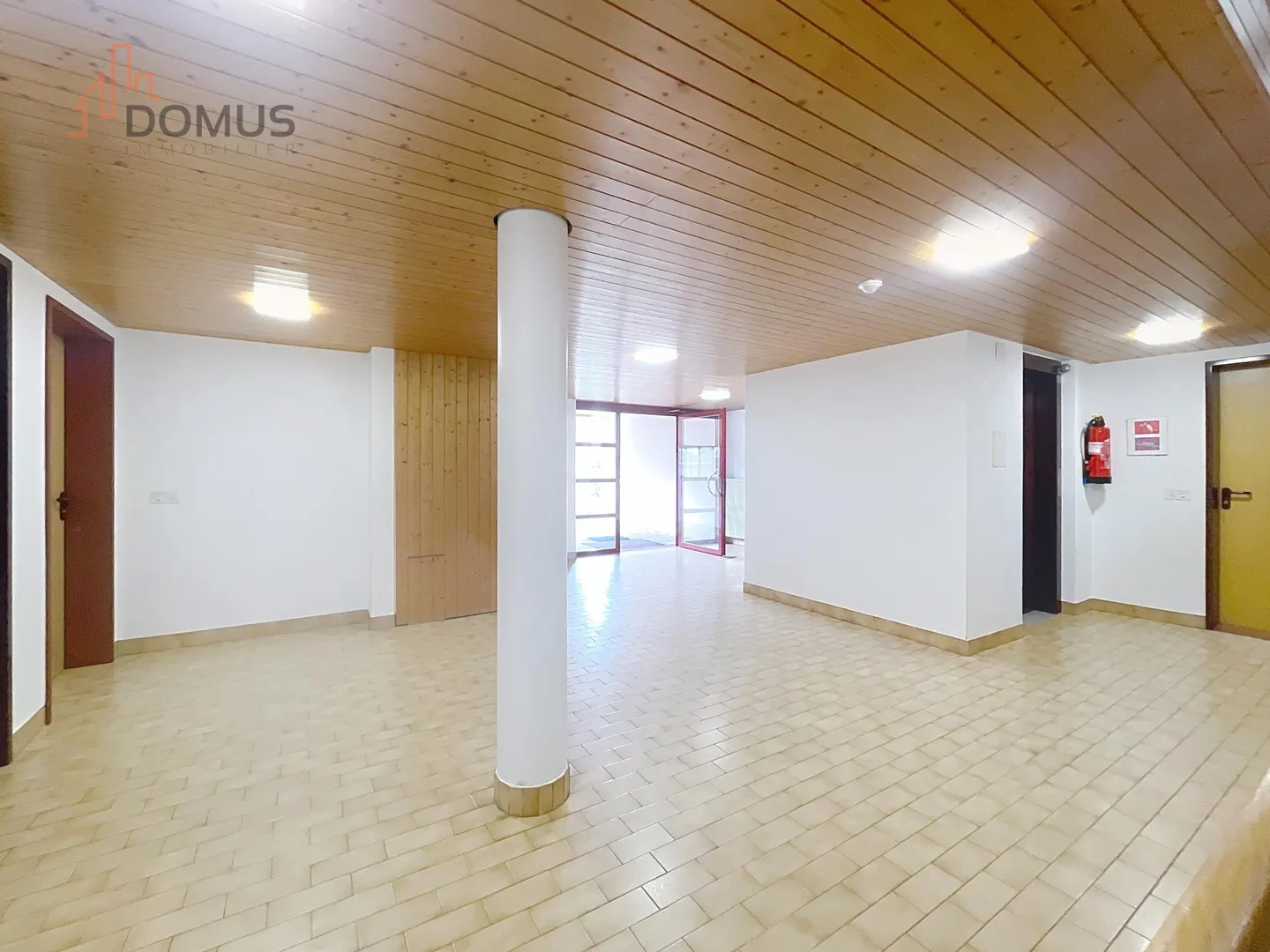 Magnifique appartement rénové de 100 m² avec parking souterrain - Photo 13 sur 13