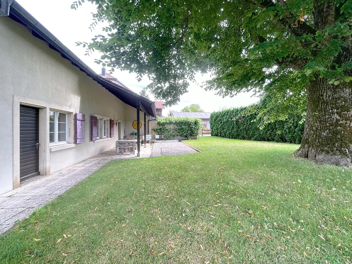 Casa di carattere con fienile convertibile - Foto 5 di 13