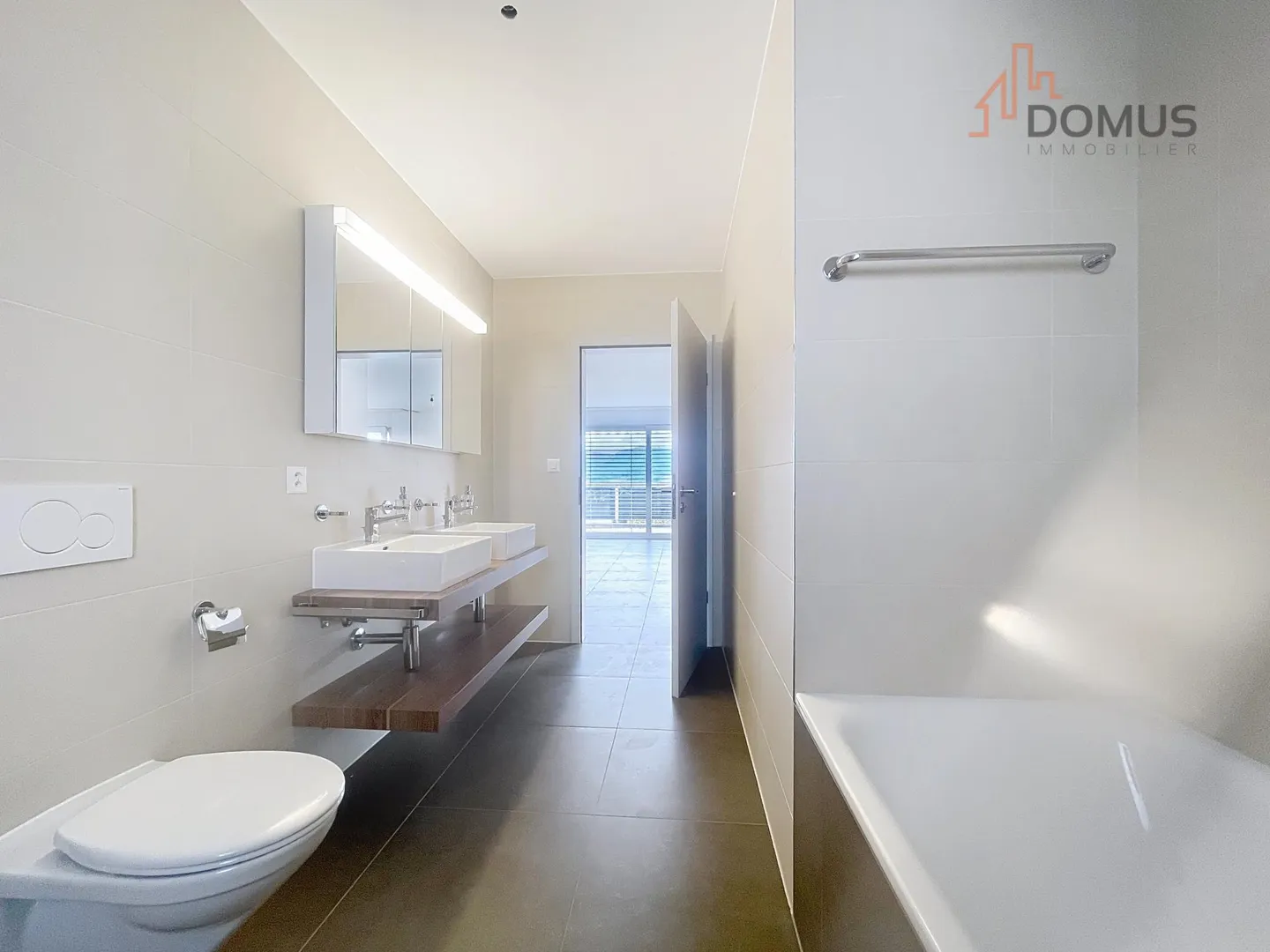 Bright penthouse with 3.5 rooms and a 55 m² panoramic terrace in Delémont - Photo 10 of 13