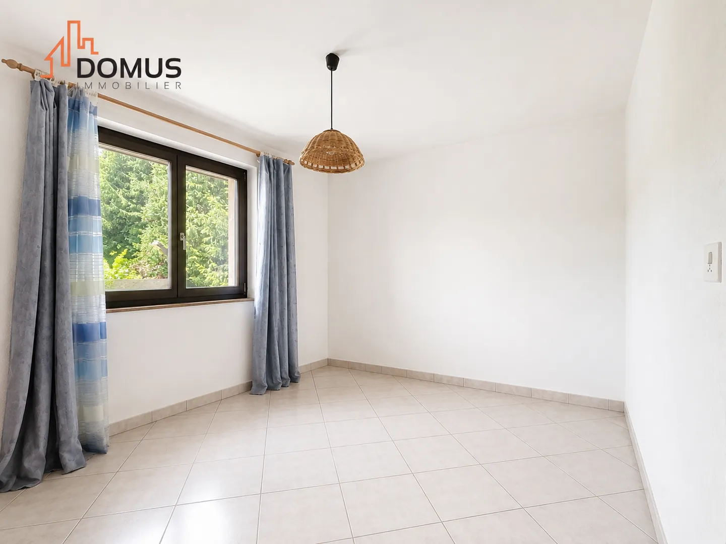 Villa individuelle avec piscine et jardin - Photo 10 sur 13