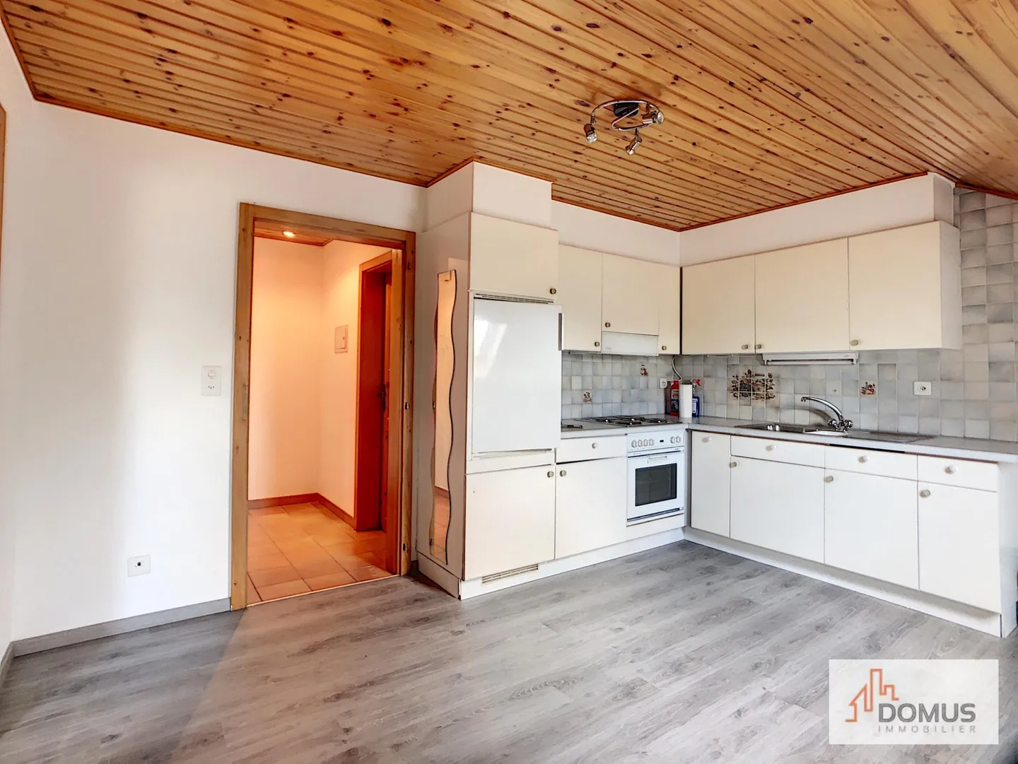 Charmant appartement de 45 m2 sous les combles - Photo 2 sur 10