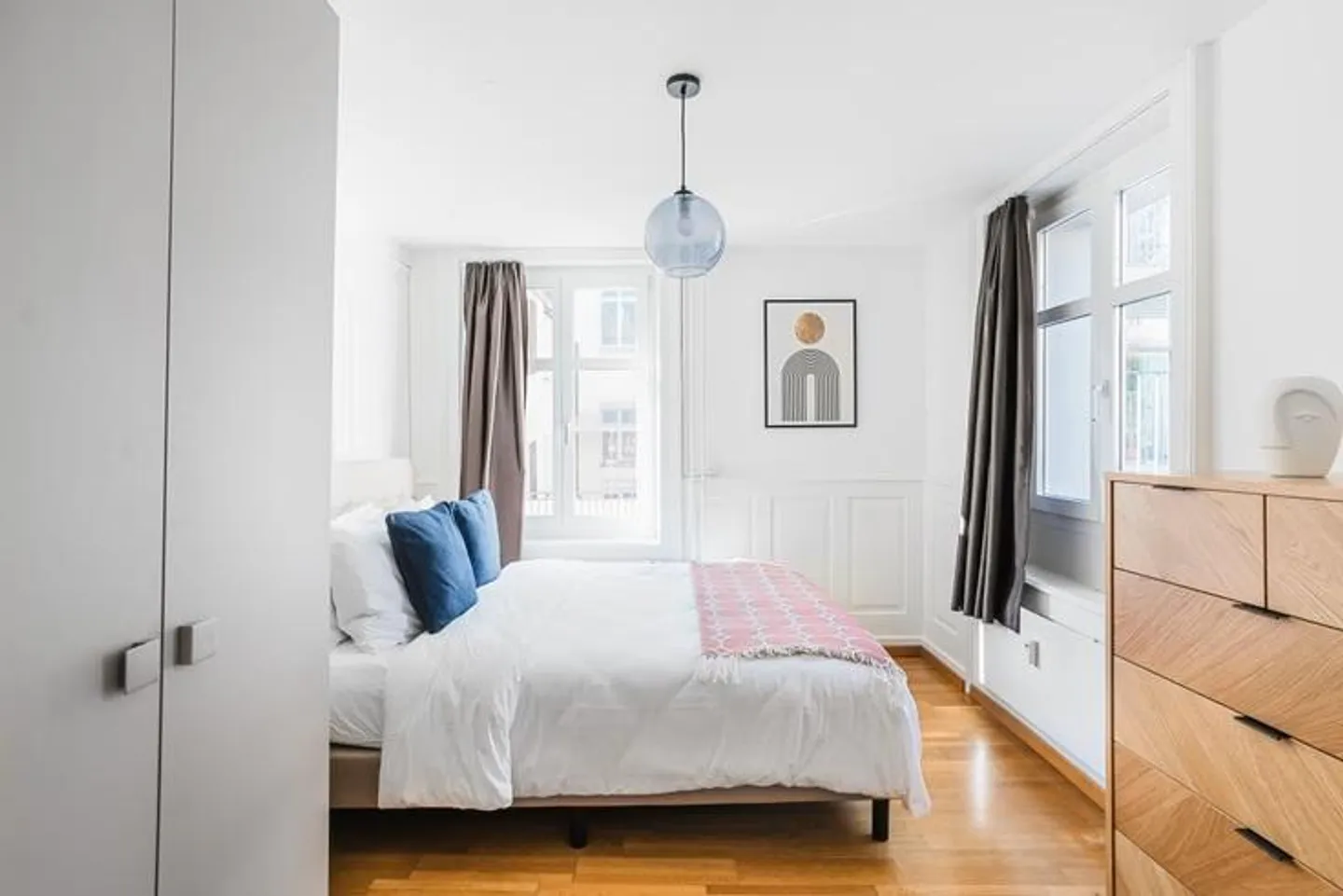 Apartment for rent - Photo 3 of 3