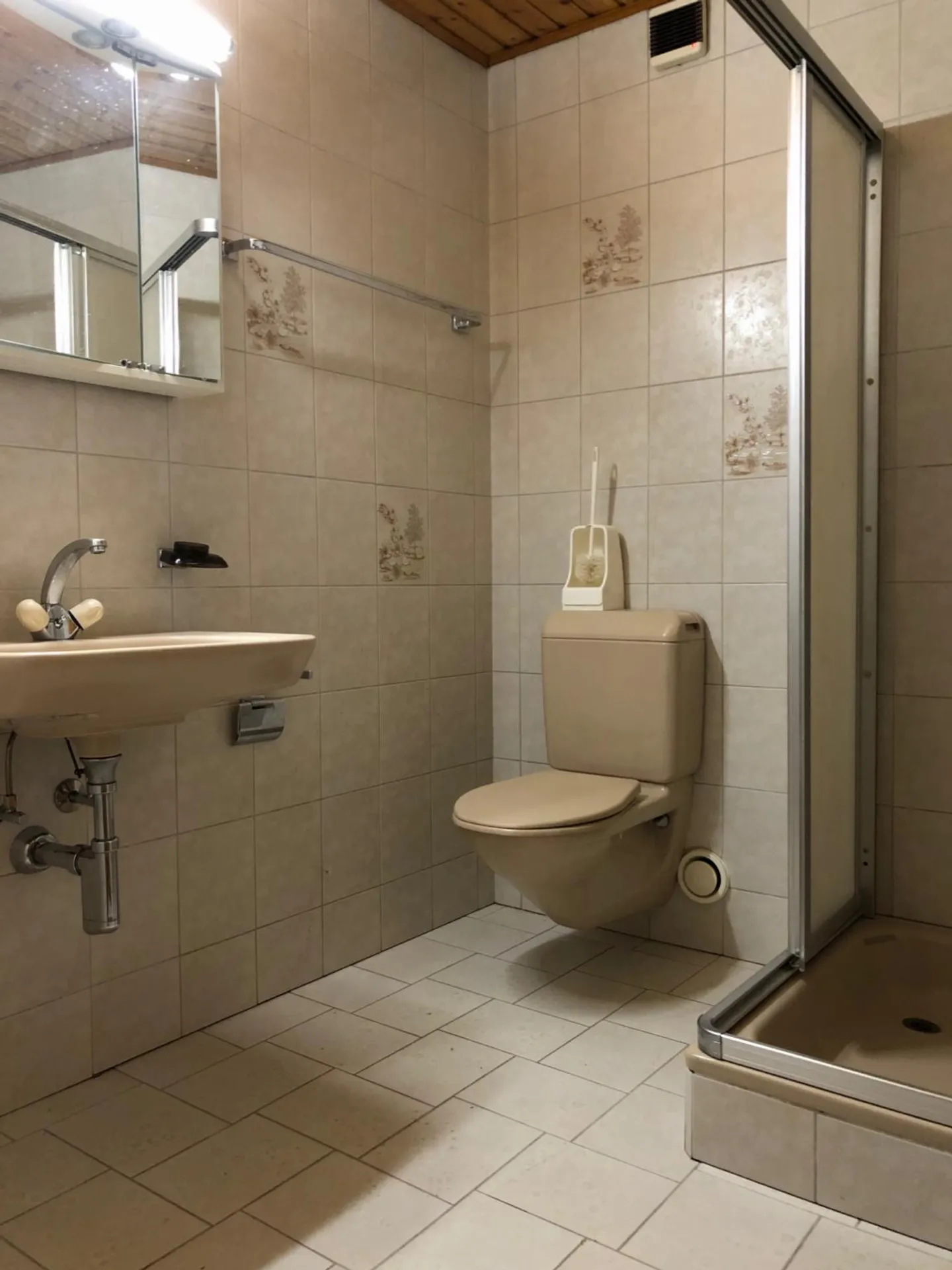 Charmant appartement de 45 m2 sous les combles - Photo 9 sur 10