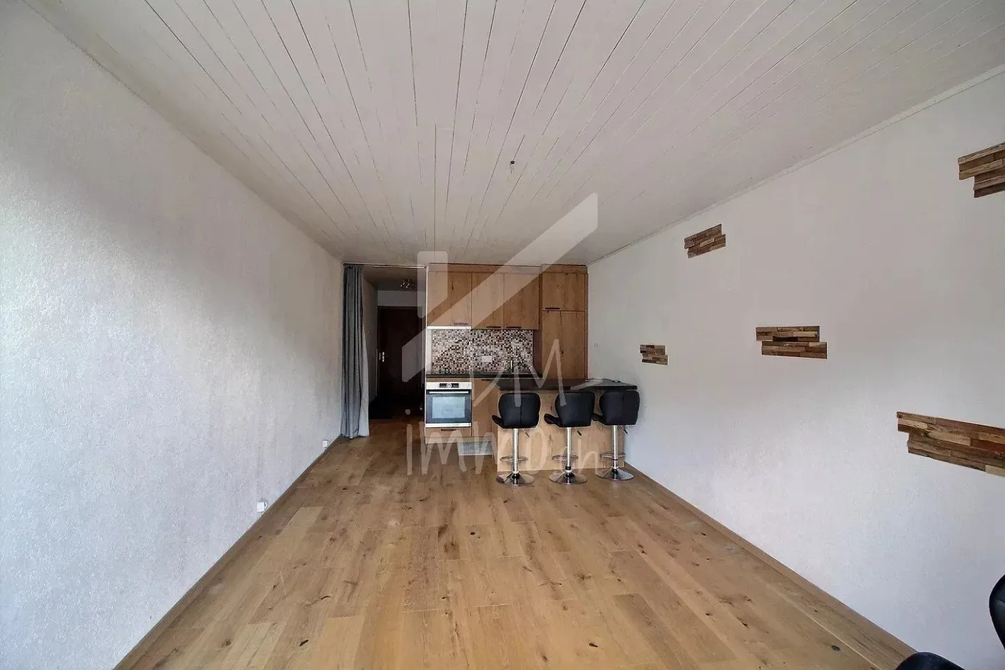 Renoviertes Studio mit Balkon - Foto 1 von 6