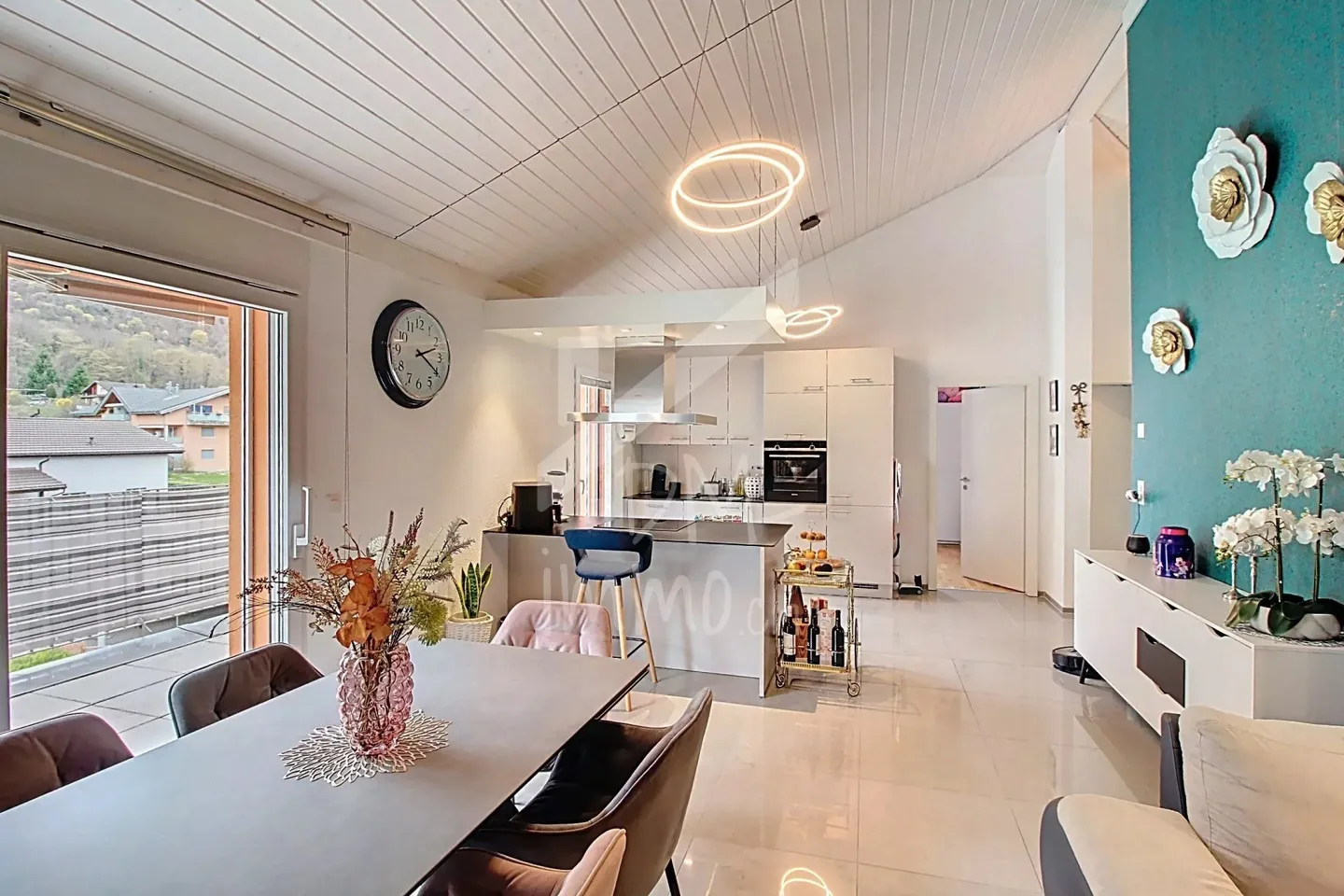 Wunderschöne Dachgeschosswohnung 3.5p + Mezzanin - Foto 1 von 10