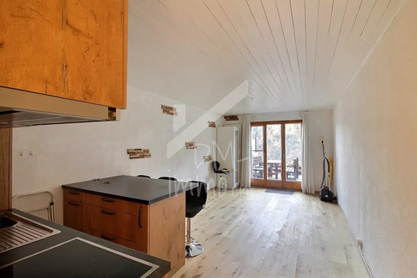 Renoviertes Studio mit Balkon - Foto 2 von 6